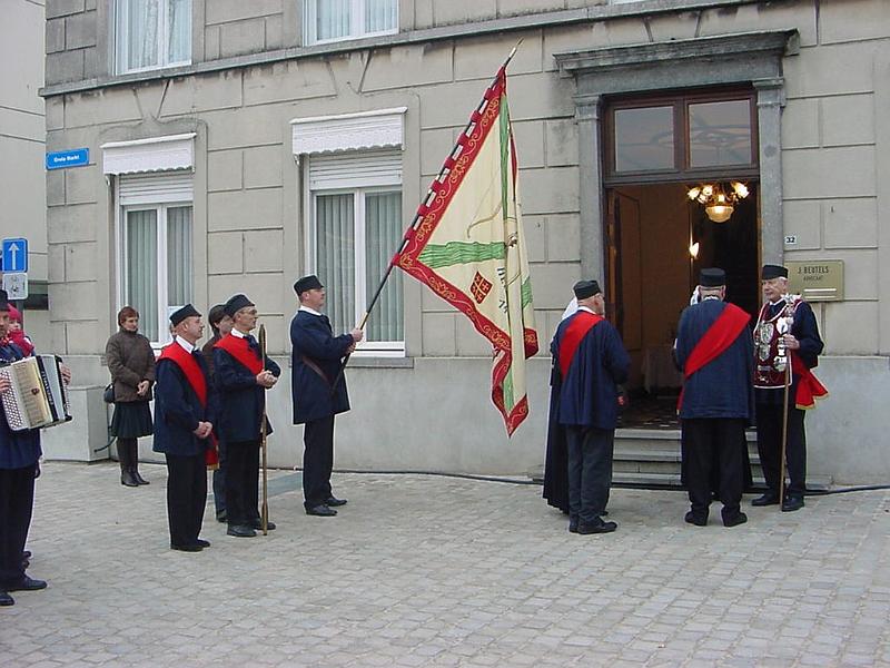 koninghuldiging2006_09.jpg