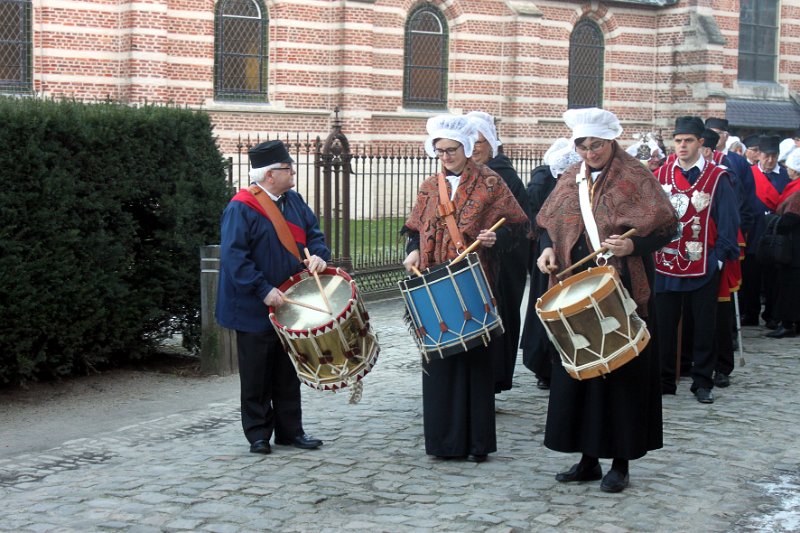 patroonsfeest2016_03.JPG - Onze nieuwe trommelaars en hun leraar